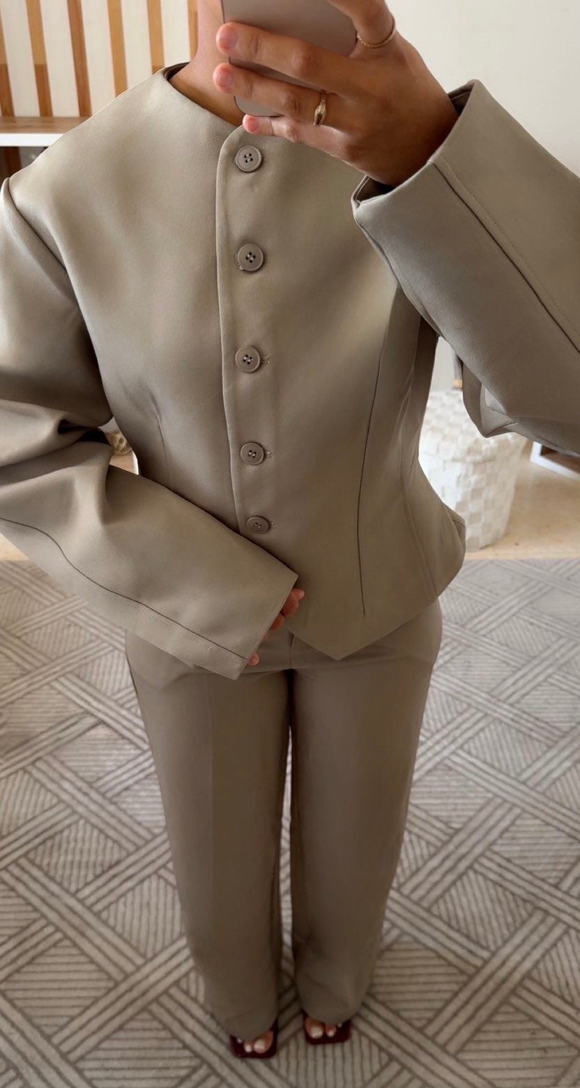 Ensemble Amaya Taupe